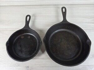 Lodge Cast Iron Skillet Set USA 5SK & 8SK Pre-Seasoned Frying Pans Pour g57